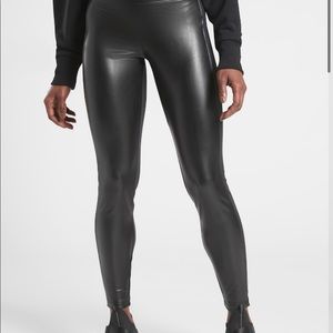 Athleta Delancey Gleam Tight leggings!